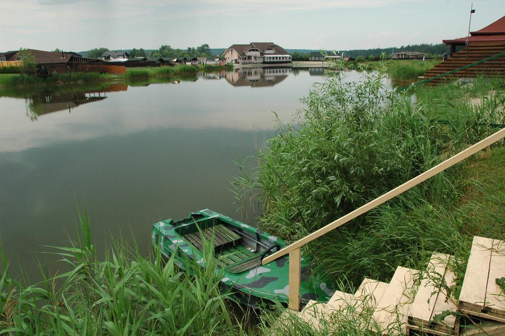 Eco Village Obukhiv Eksteriør bilde